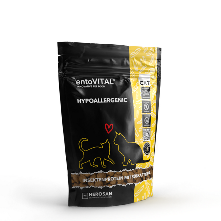 Standbeutel entoVITAL CAT HYPOALLERGENIC Trockenfutter mit Insektenprotein und Süsskartoffel, 80 Gramm, freigestellt
